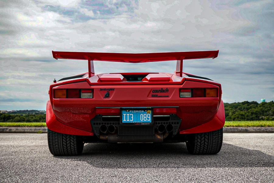  Lamborghini Countach LP5000 S Quattrovalvole 1988 года  (фото 19 из 146)